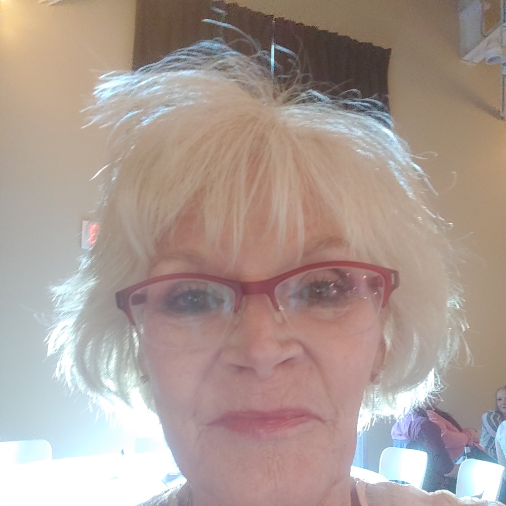 Meet your Posher, Debra